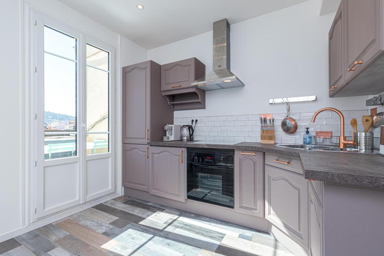 Squared Head-Apartment With Terrace In Nice Bagian luar foto