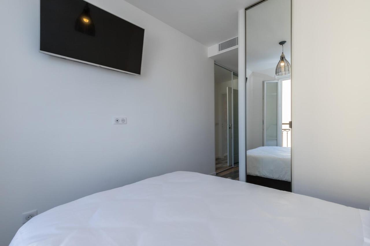 Squared Head-Apartment With Terrace In Nice Bagian luar foto