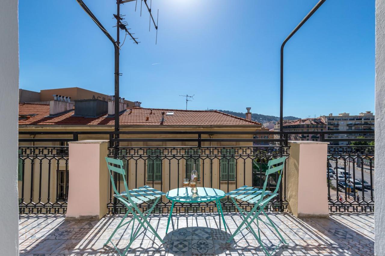 Squared Head-Apartment With Terrace In Nice Bagian luar foto