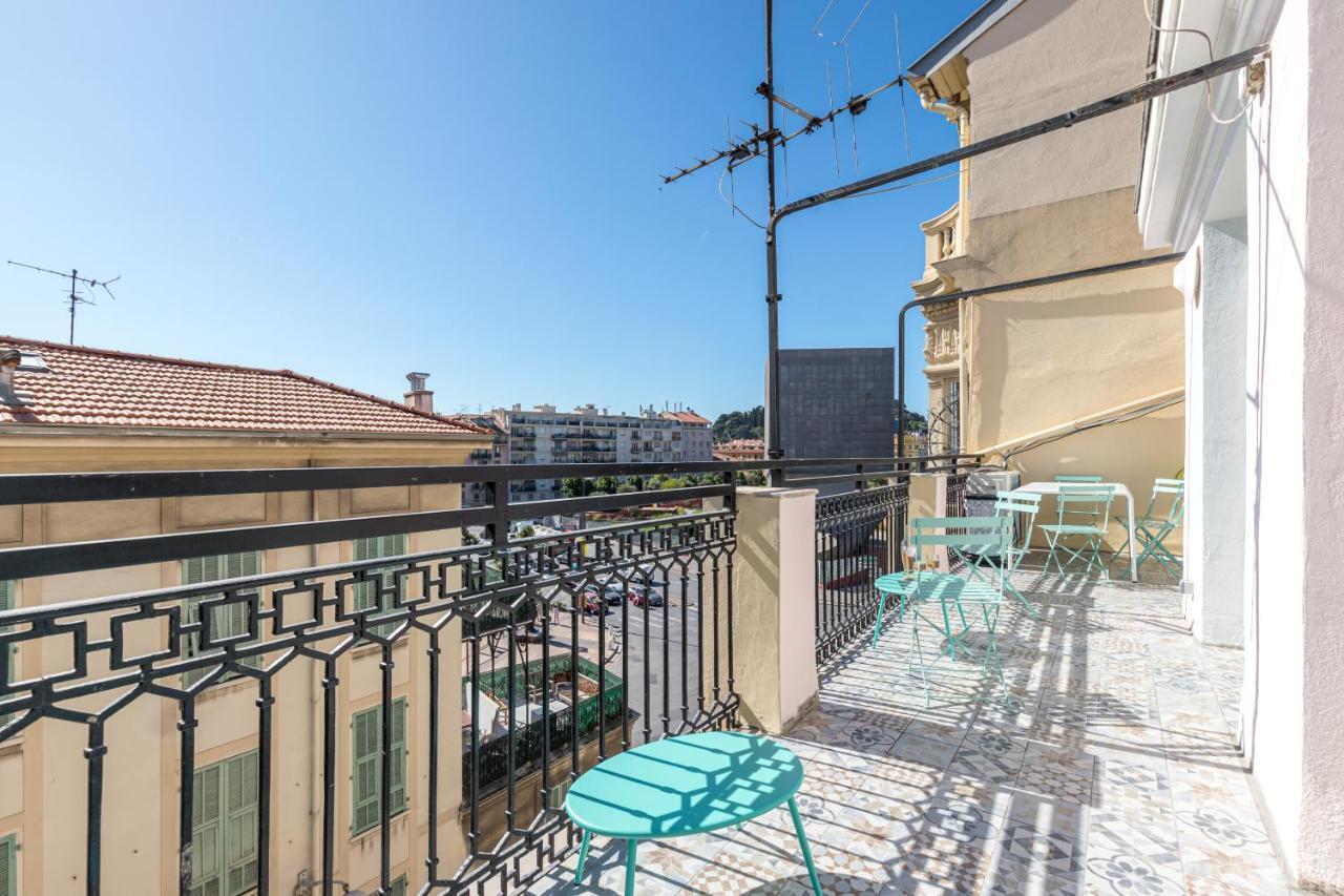 Squared Head-Apartment With Terrace In Nice Bagian luar foto