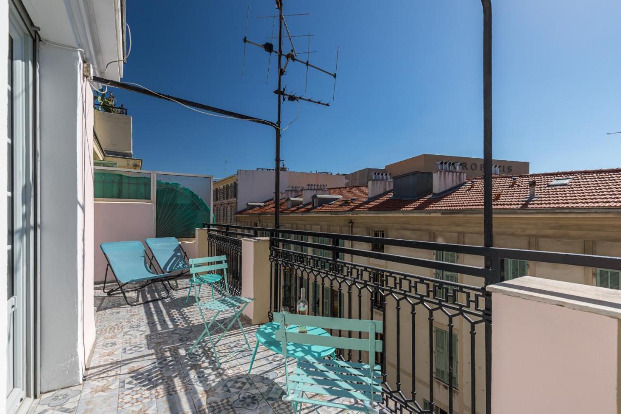 Squared Head-Apartment With Terrace In Nice Bagian luar foto